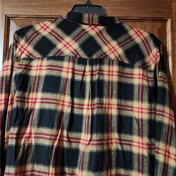 Plus Size Cabin Plaid Button Up Shirt - Picture 6 of 6
